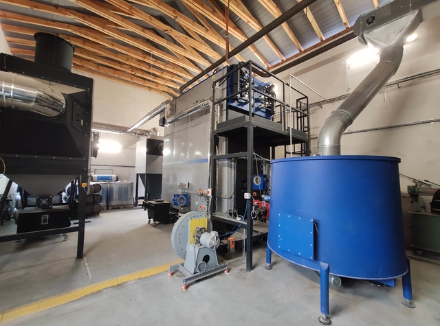 1644857161664Easy-Resizecom